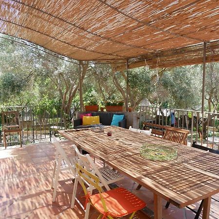 Nature Hostel La Ciotat Bagian luar foto