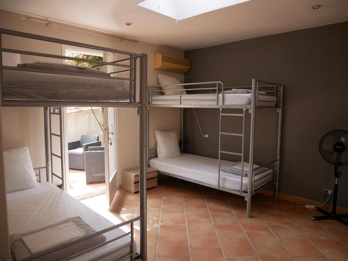 Nature Hostel La Ciotat Bagian luar foto