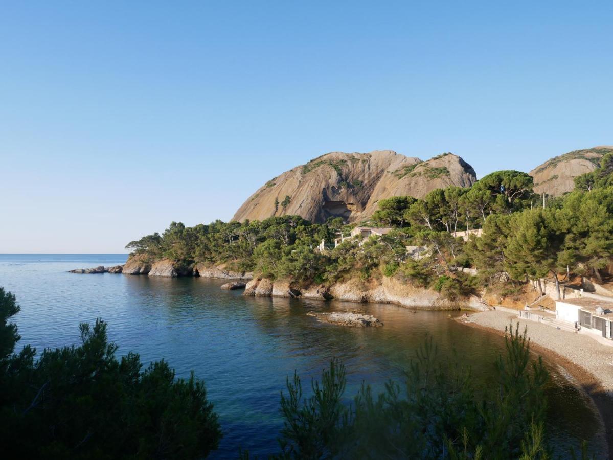 Nature Hostel La Ciotat Bagian luar foto