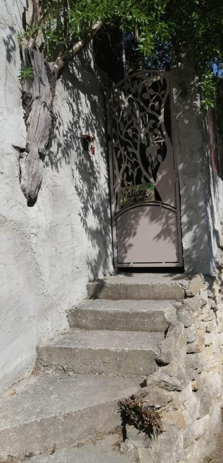 Nature Hostel La Ciotat Bagian luar foto